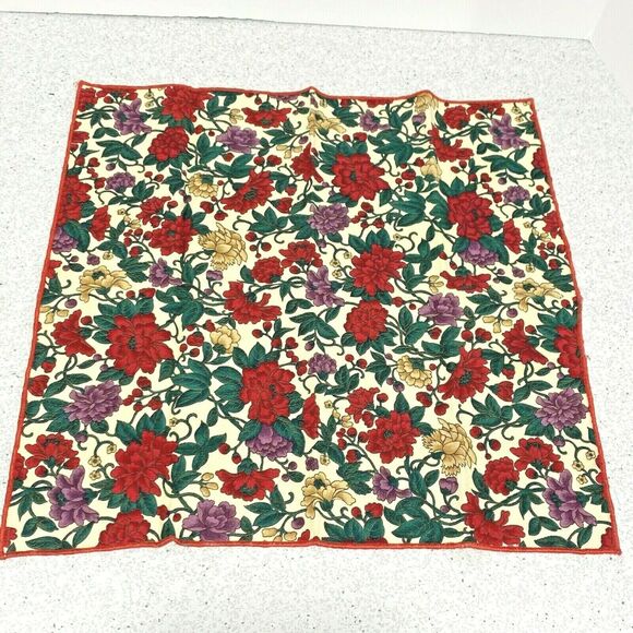 Vintage Fabric Napkins (5) 1980's Cocktail Dessert Sized Red Green Gold Floral - Picture 1 of 5